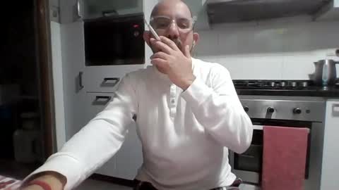 Snapshot of sergioruzafa80 chatting on October 13, 2:39 am Sergio Russafa online show from October 13, 2:39 am