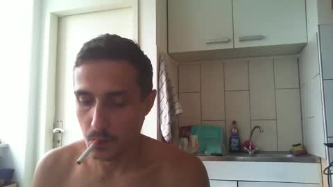 Snapshot of serhio27 chatting on October 6, 8:52 am meta23meta online show from October 6, 8:52 am