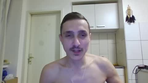 Snapshot of serhio27 chatting on January 28, 7:00 pm meta23meta online show from January 28, 7:00 pm