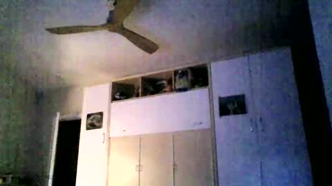 Snapshot of serrano49 chatting on October 22, 7:05 pm serrano49 online show from October 22, 7:05 pm