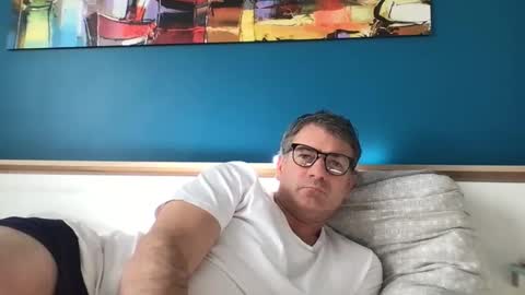 Snapshot of sesamechris92 chatting on February 2, 1:08 pm sesamechris92 online show from February 2, 1:08 pm