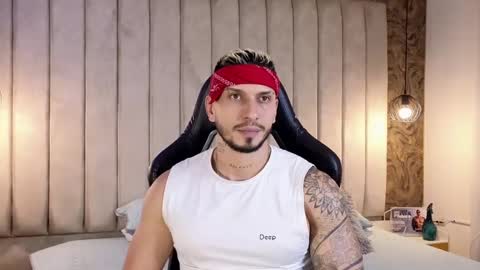 Snapshot of seth_vega_ chatting on February 5, 6:59 pm HEY IM SETH online show from February 5, 6:59 pm