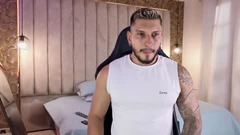 Snapshot of seth_vega_ chatting on January 20, 7:57 pm HEY IM SETH online show from January 20, 7:57 pm