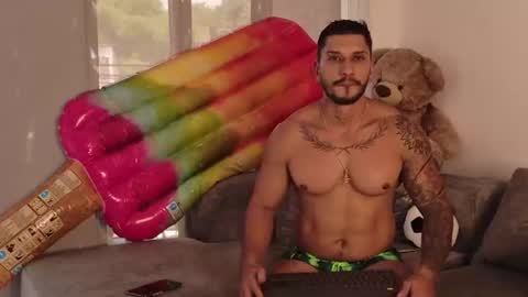 HEY IM SETH online show from June 25, 6:01 pm
