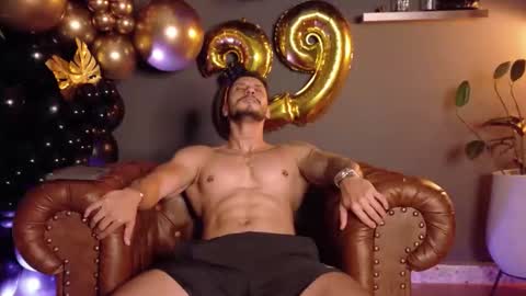 HEY IM SETH online show from October 21, 8:55 pm