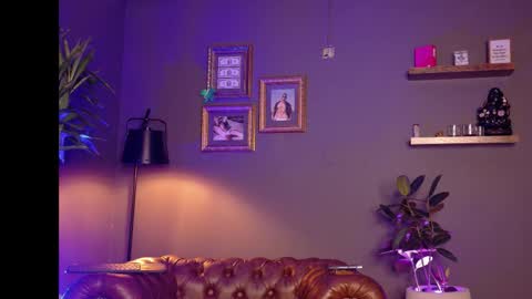 Snapshot of seth_vega_ chatting on September 19, 9:25 pm HEY IM SETH online show from September 19, 9:25 pm