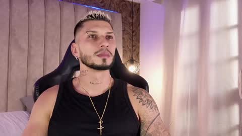 Snapshot of seth_vega_ chatting on January 17, 8:15 pm HEY IM SETH online show from January 17, 8:15 pm