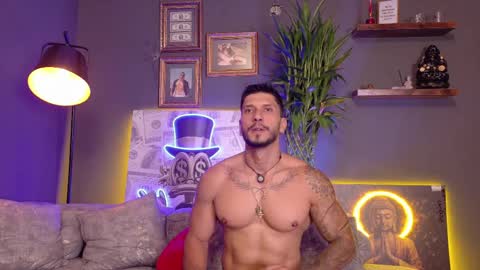 HEY IM SETH online show from April 2, 7:22 pm