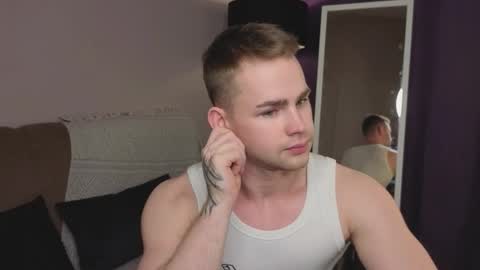 Snapshot of sevans14 chatting on October 5, 7:40 pm SevanS14 online show from October 5, 7:40 pm