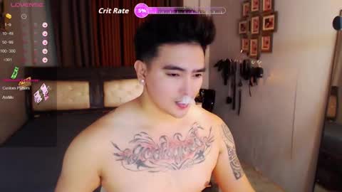 AXEL online show from October 7, 3:49 pm