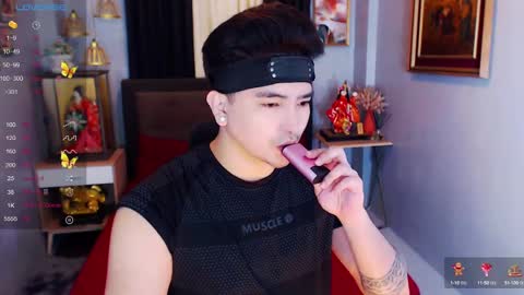 AXEL online show from February 6, 9:32 am