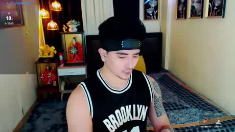AXEL online show from December 22, 6:37 pm