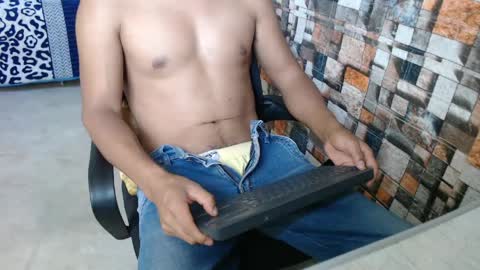 arnold online show from April 5, 3:08 pm