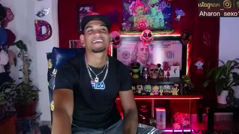 Aharon  ravelo online show from March 26, 7:23 am