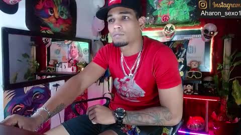 Aharon  ravelo online show from November 28, 6:27 am