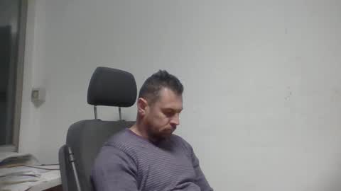 Snapshot of sexoatope79 chatting on December 9, 7:17 am sexoatope79 online show from December 9, 7:17 am