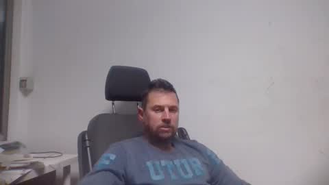 Snapshot of sexoatope79 chatting on December 17, 8:21 pm sexoatope79 online show from December 17, 8:21 pm