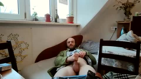 Snapshot of sexratalex chatting on January 2, 9:54 am sexratalex online show from January 2, 9:54 am