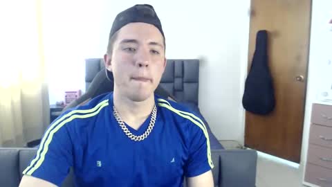 sextinger online show from March 7, 2:56 pm