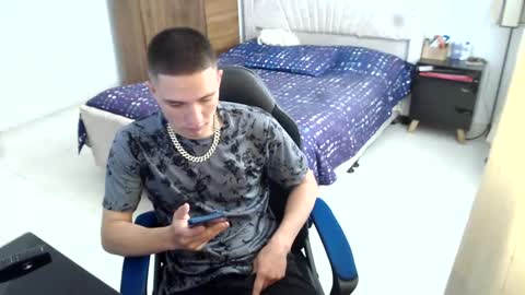 sextinger online show from January 8, 4:44 pm