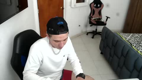 sextinger online show from January 22, 3:40 pm