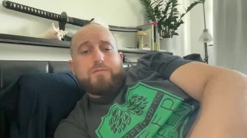 Snapshot of sexxfreak21 chatting on December 21, 6:12 pm sexxfreak21 online show from December 21, 6:12 pm
