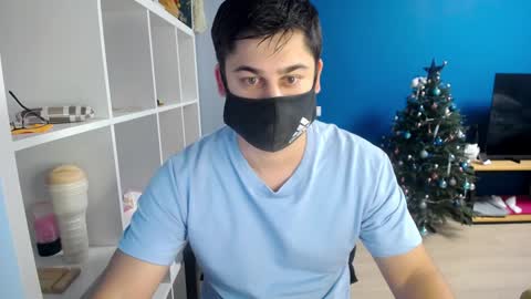 Snapshot of sexxxdickbig chatting on January 12, 7:42 pm Tommy online show from January 12, 7:42 pm
