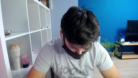 Snapshot of sexxxdickbig chatting on January 23, 8:24 pm Tommy online show from January 23, 8:24 pm