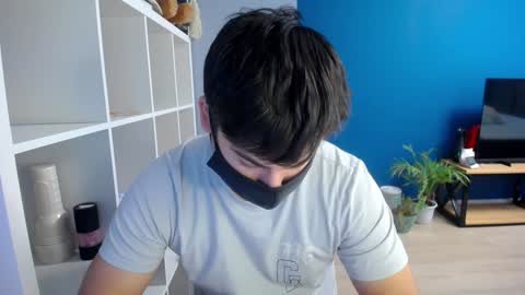 Snapshot of sexxxdickbig chatting on January 27, 7:24 am Tommy online show from January 27, 7:24 am