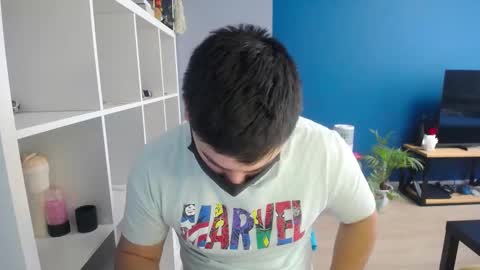 Snapshot of sexxxdickbig chatting on February 18, 7:32 am Tommy online show from February 18, 7:32 am