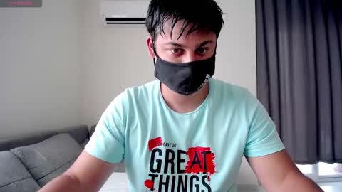 Snapshot of sexxxdickbig chatting on September 13, 9:32 am Tommy online show from September 13, 9:32 am