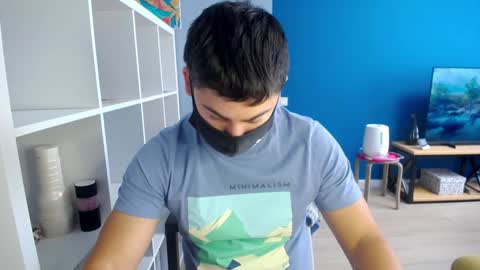 Snapshot of sexxxdickbig chatting on December 13, 8:43 am Tommy online show from December 13, 8:43 am