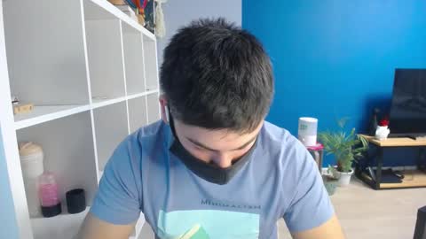 Snapshot of sexxxdickbig chatting on February 21, 8:16 pm Tommy online show from February 21, 8:16 pm