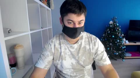 Snapshot of sexxxdickbig chatting on January 7, 9:43 am Tommy online show from January 7, 9:43 am
