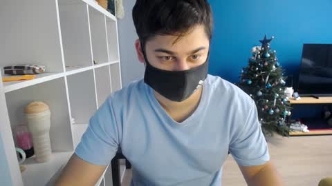 Snapshot of sexxxdickbig chatting on January 15, 7:26 am Tommy online show from January 15, 7:26 am