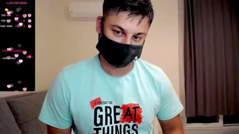 Snapshot of sexxxdickbig chatting on September 21, 6:08 pm Tommy online show from September 21, 6:08 pm