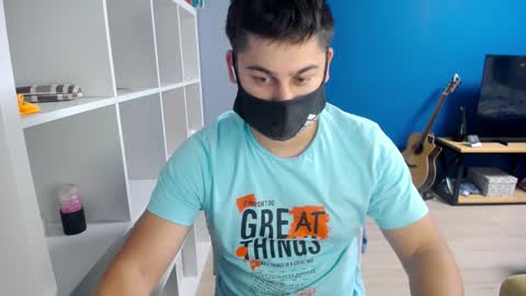 Snapshot of sexxxdickbig chatting on December 5, 7:29 pm Tommy online show from December 5, 7:29 pm