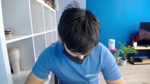 Snapshot of sexxxdickbig chatting on February 6, 9:11 am Tommy online show from February 6, 9:11 am