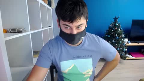 Snapshot of sexxxdickbig chatting on January 20, 8:09 am Tommy online show from January 20, 8:09 am