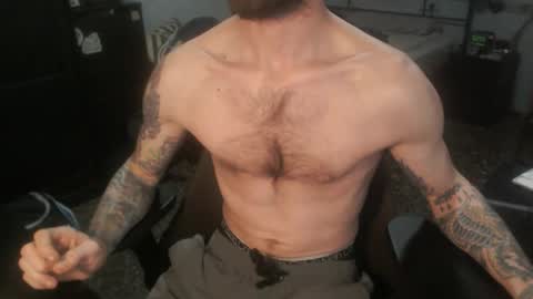 SiuL online show from February 22, 3:02 pm