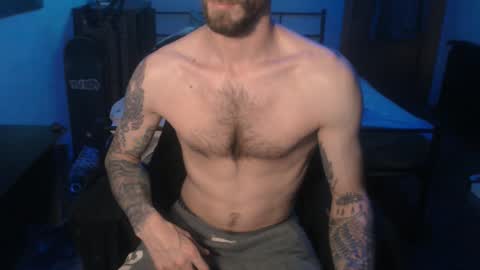Snapshot of sexxxysiul chatting on December 22, 8:25 pm SiuL online show from December 22, 8:25 pm
