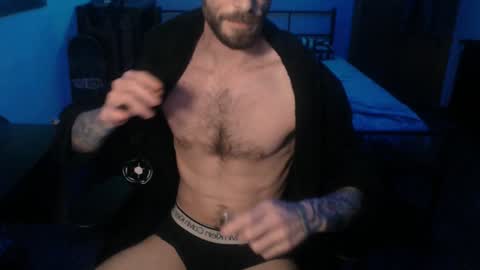 Snapshot of sexxxysiul chatting on January 5, 10:21 am SiuL online show from January 5, 10:21 am