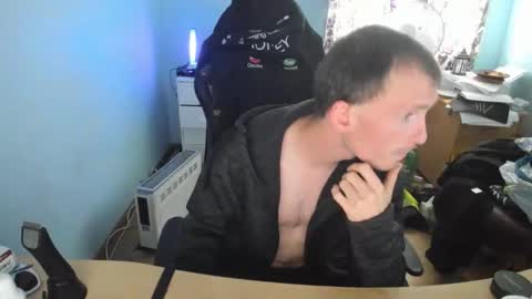 Snapshot of sexy432629 chatting on September 18, 2:30 pm evry tip help me to buy a new car 111-1111-111111 tk online show from September 18, 2:30 pm