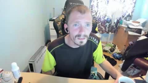 Snapshot of sexy432629 chatting on September 10, 2:05 pm evry tip help me to buy a new car 111-1111-111111 tk online show from September 10, 2:05 pm