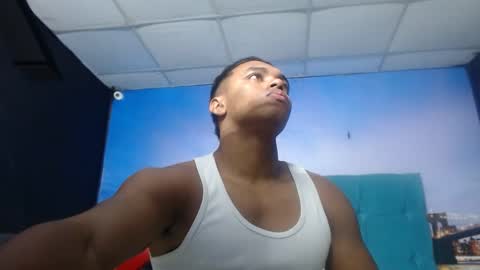 Snapshot of sexy_bigcock01 chatting on February 1, 12:05 pm sexy_bigcock01 online show from February 1, 12:05 pm