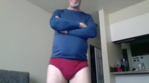 Snapshot of sexy_white_daddy chatting on March 5, 11:06 pm Daddy online show from March 5, 11:06 pm