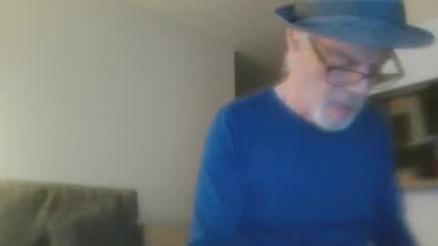 Snapshot of sexy_white_daddy chatting on February 27, 8:06 am Daddy online show from February 27, 8:06 am