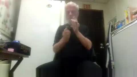 Daddy online show from April 19, 6:10 pm