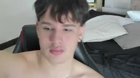 owen sky online show from October 20, 1:15 pm