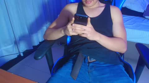 Snapshot of sexyboy_vc chatting on October 1, 1:15 pm owen sky online show from October 1, 1:15 pm